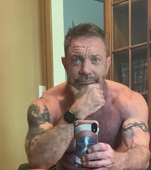 Happy weekend 😘 by Invinceablemouse