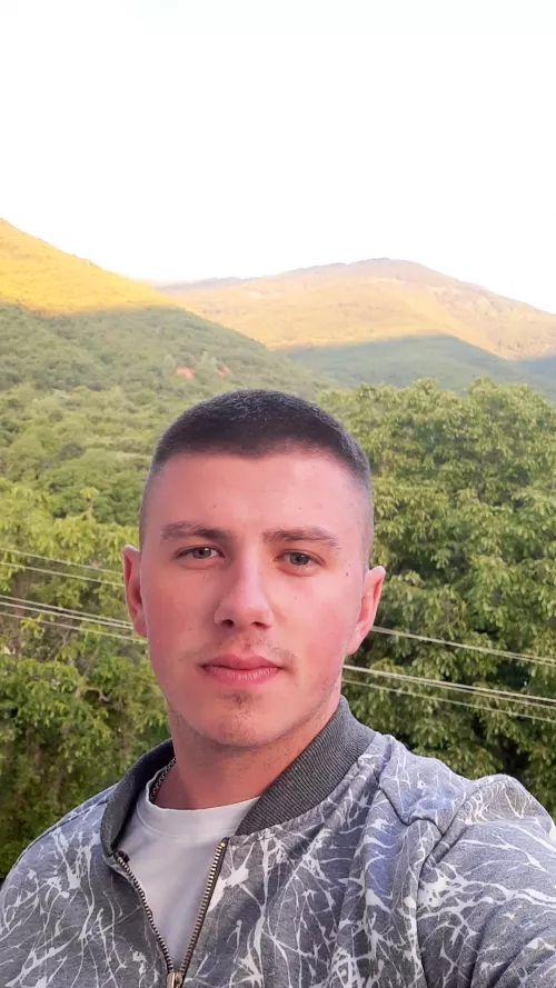 Happy weekend guys 🕊️ by Big_Zookeepergame166