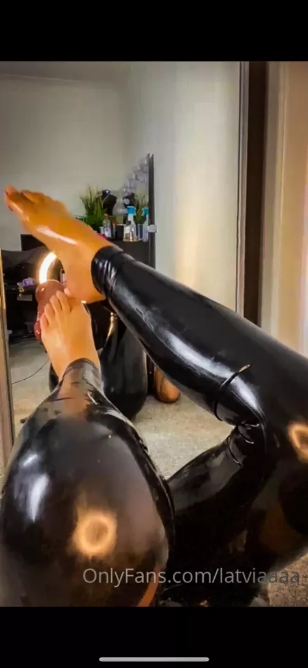 Hard day at work? 🦶🏽🍆💦 by latviaaaaOF