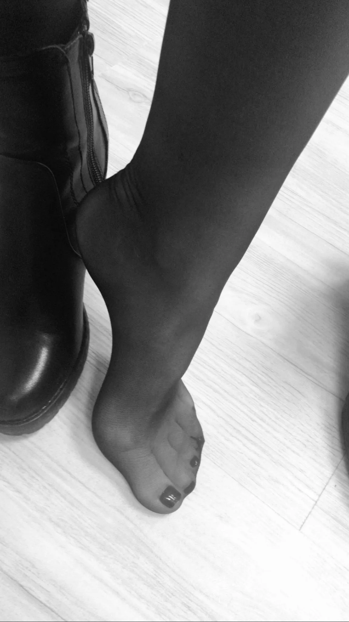 Hard day in Office... please add some White 💦😈 posted by DvergrAlwis