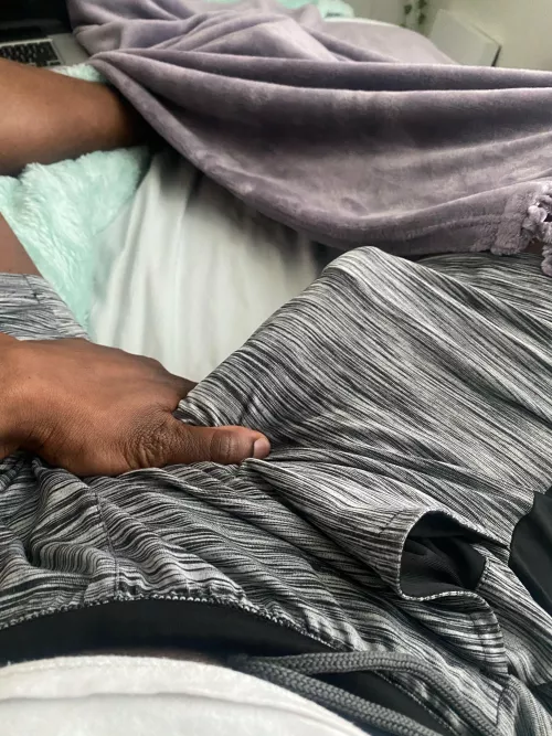 Hard grip by Red_beann