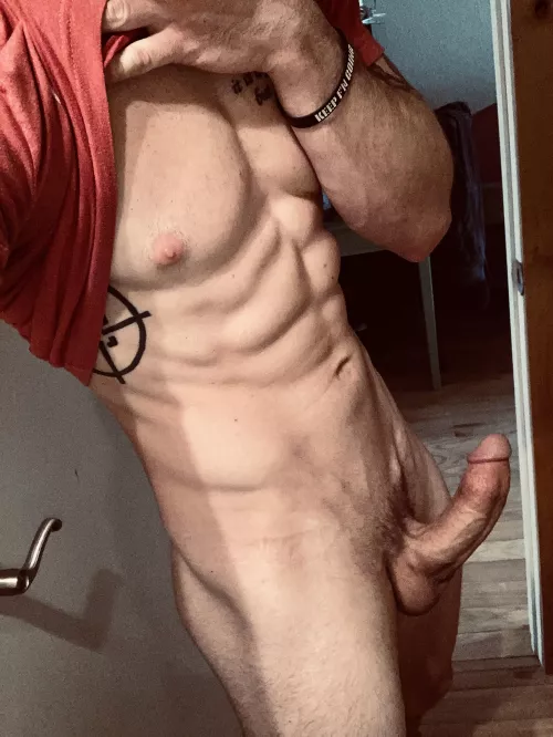 Hard to hide this thing 😂 by trip4489