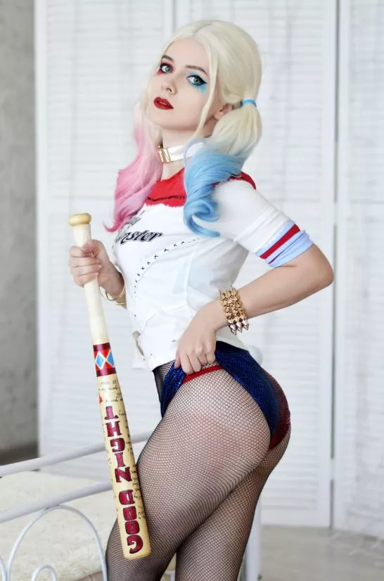 Harley Quinn - back side is the best side posted by irina_sabetskaya