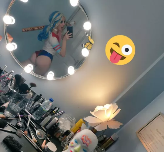 Harley Quinn Selfie 📸 by BrookLoganxo