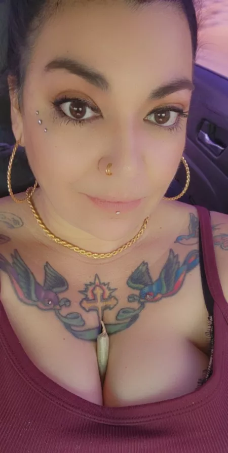 Has anyone seen my joint? (F) by Regina_Tossica