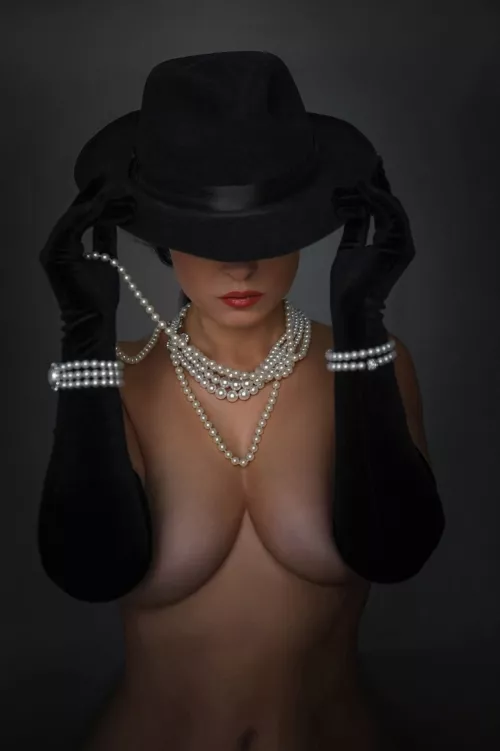 Hat, gloves and pearls. Details matter. by laidbackaccount