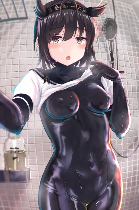 Hatsuzuki in the shower (Kuroame) [KanColle] by llamanatee