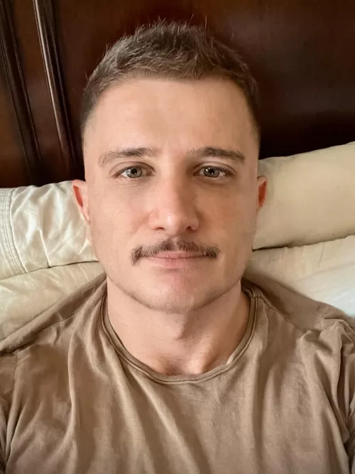 Have a fan-tash-tic day 👋🏼 by athewmayy