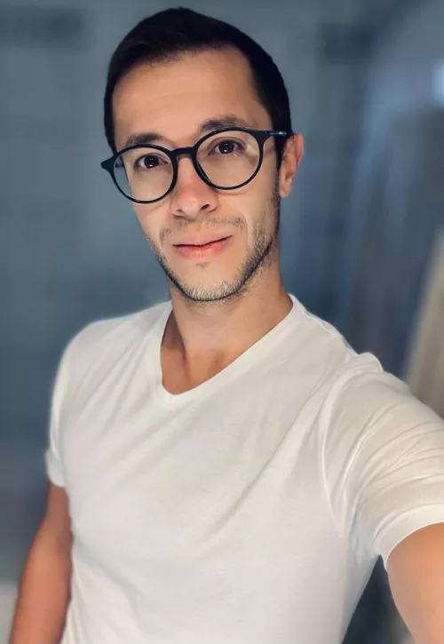 Have a good day - or night, whatever falls right 🤪 by KnownRandomization