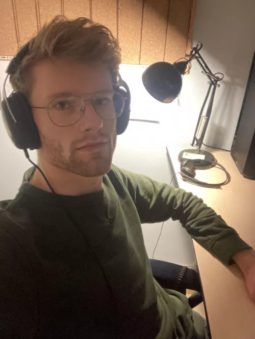 Have a good weekend guys! 😁 by Beakerboyyy