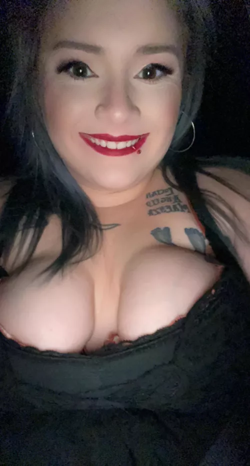 Have a great Monday and I hope you have an easy week 🥰 by wolven_moon