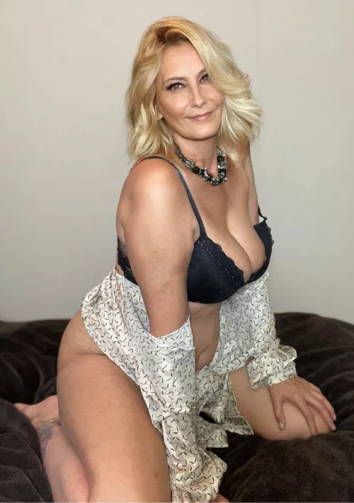 Have a naughty Saturday evening by Deep_Flamingo1295