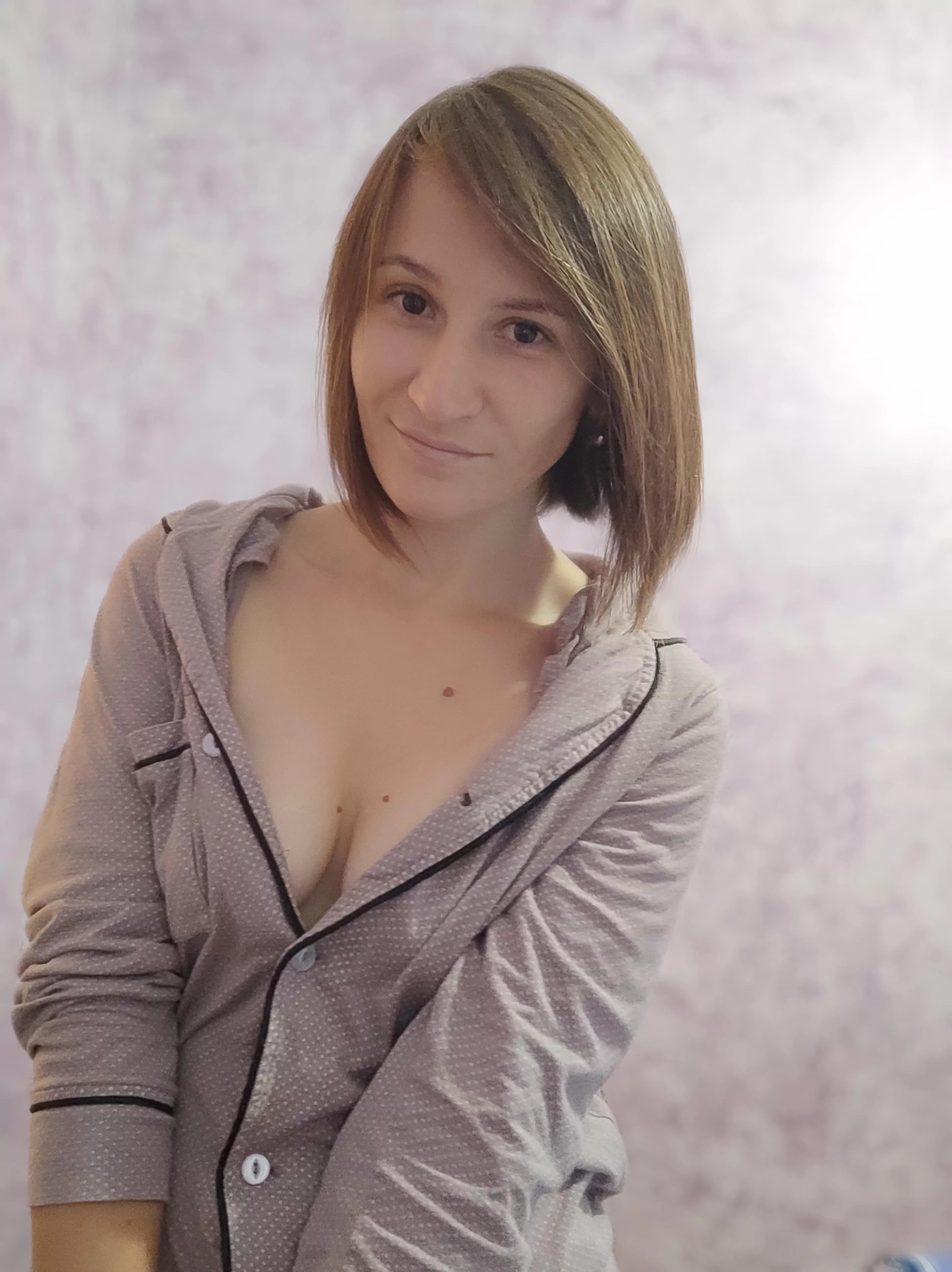 Have a nice Monday!💞 posted by ValuableOk1