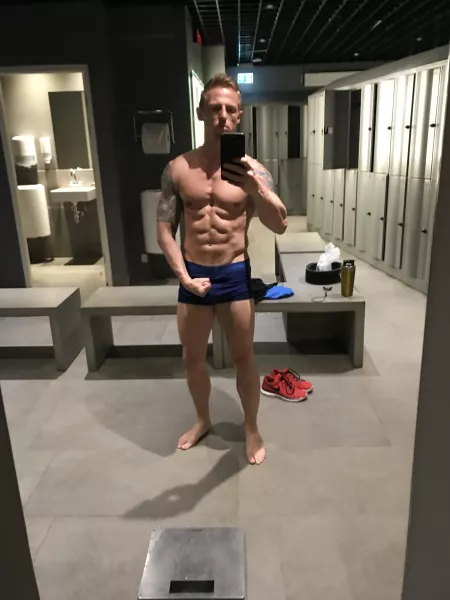 Have a nice weekend people (M36) by michaelbex77