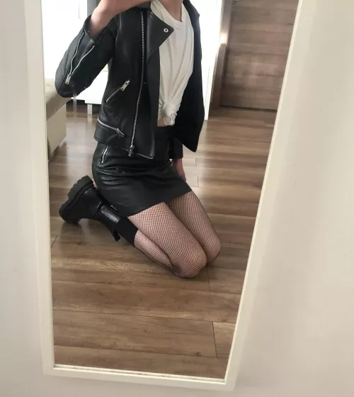 have a seat for me? by gothgurl13_