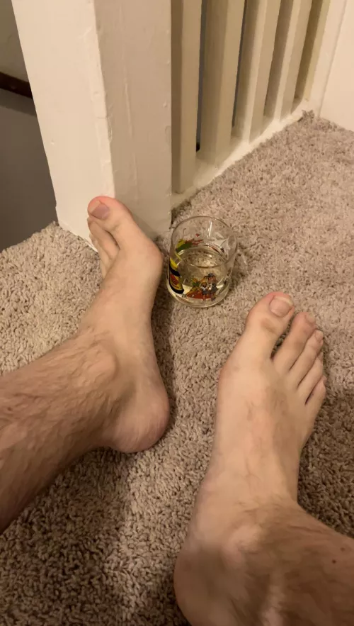 Have fun in the new year, bros! 😋🥂 by MyrosFeet