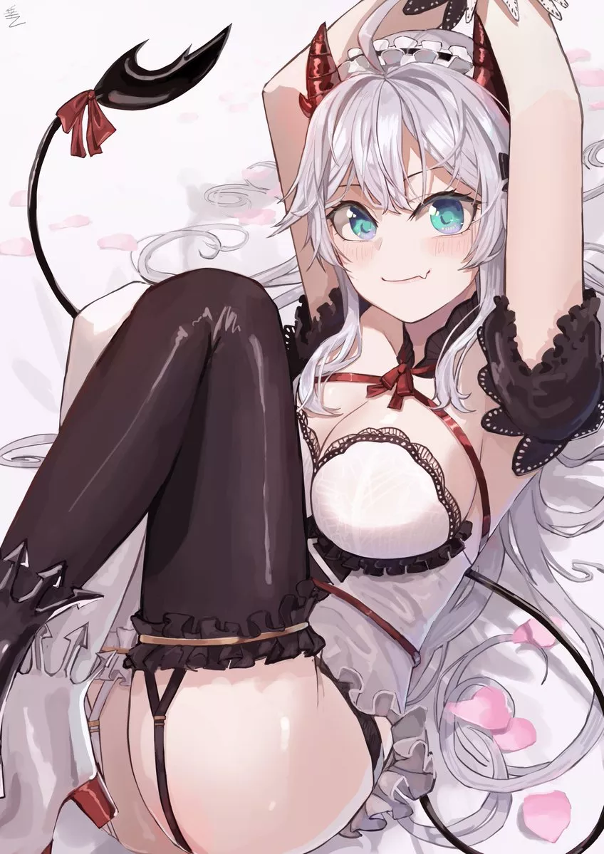 Have some sexy Veibei booty to start your day posted by Henthigh_Senpai