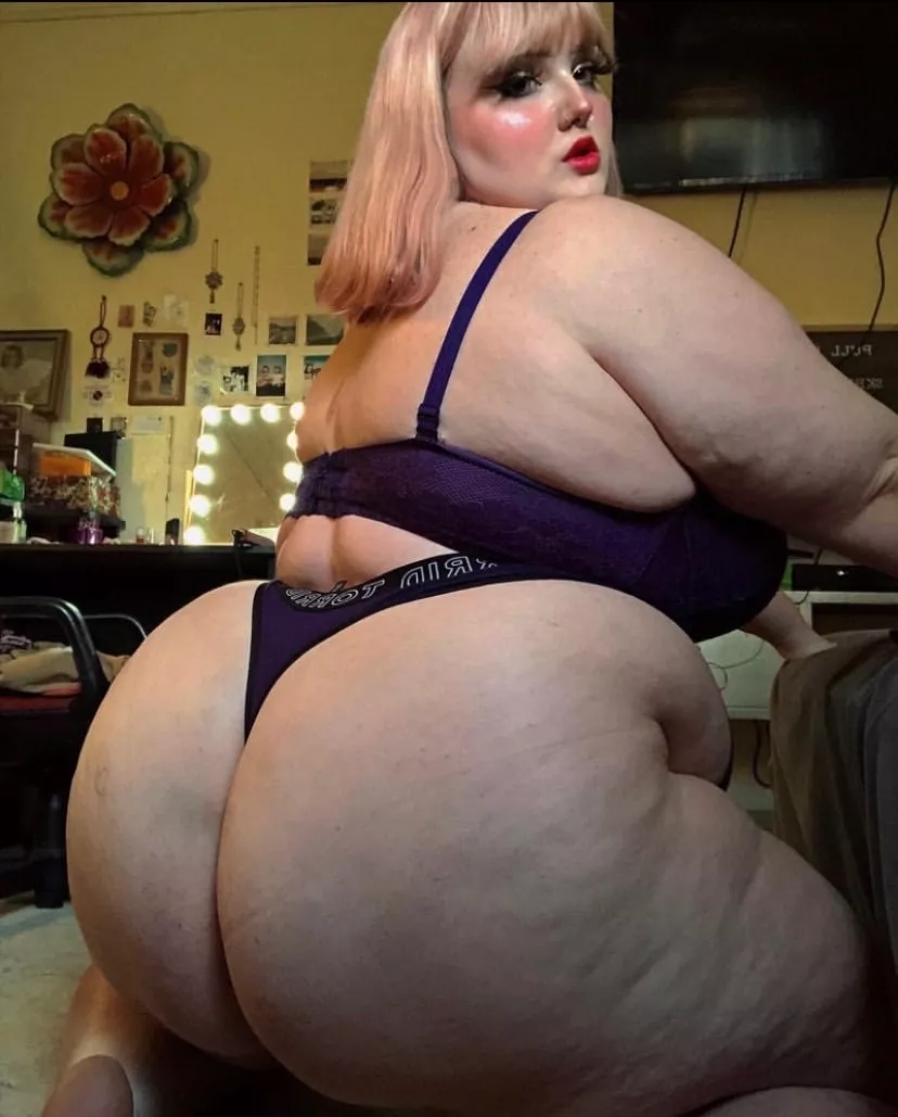 have you ever fantasized about being with a bbw? 😈 posted by eslutsRus