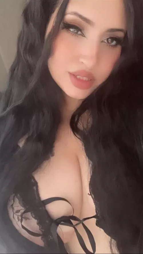 Have you ever given a Colombian a cum facial? by xtina_colombiana