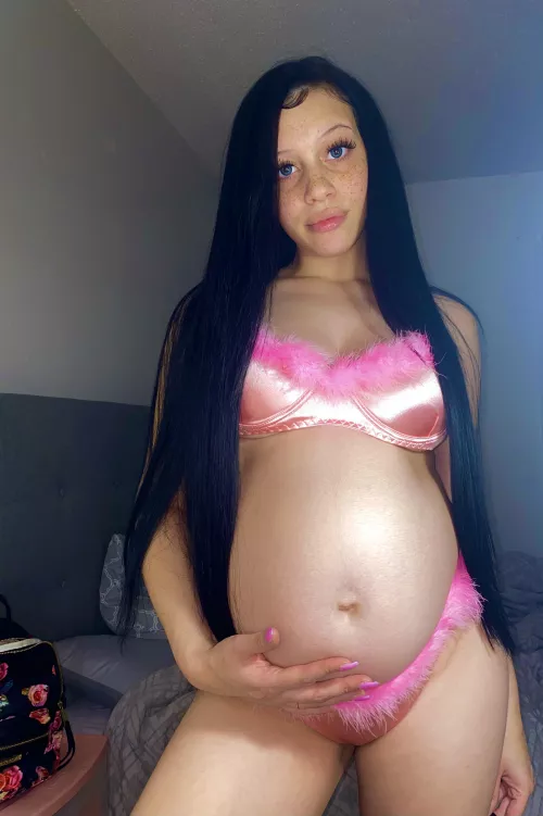 Have you ever seen such perfection? 💕 by Therealmilakae