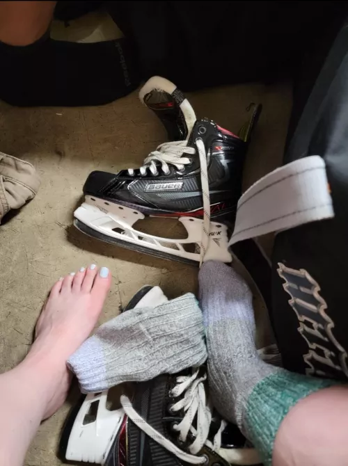 Have you ever sucked hockey toes? by nicolestarxx