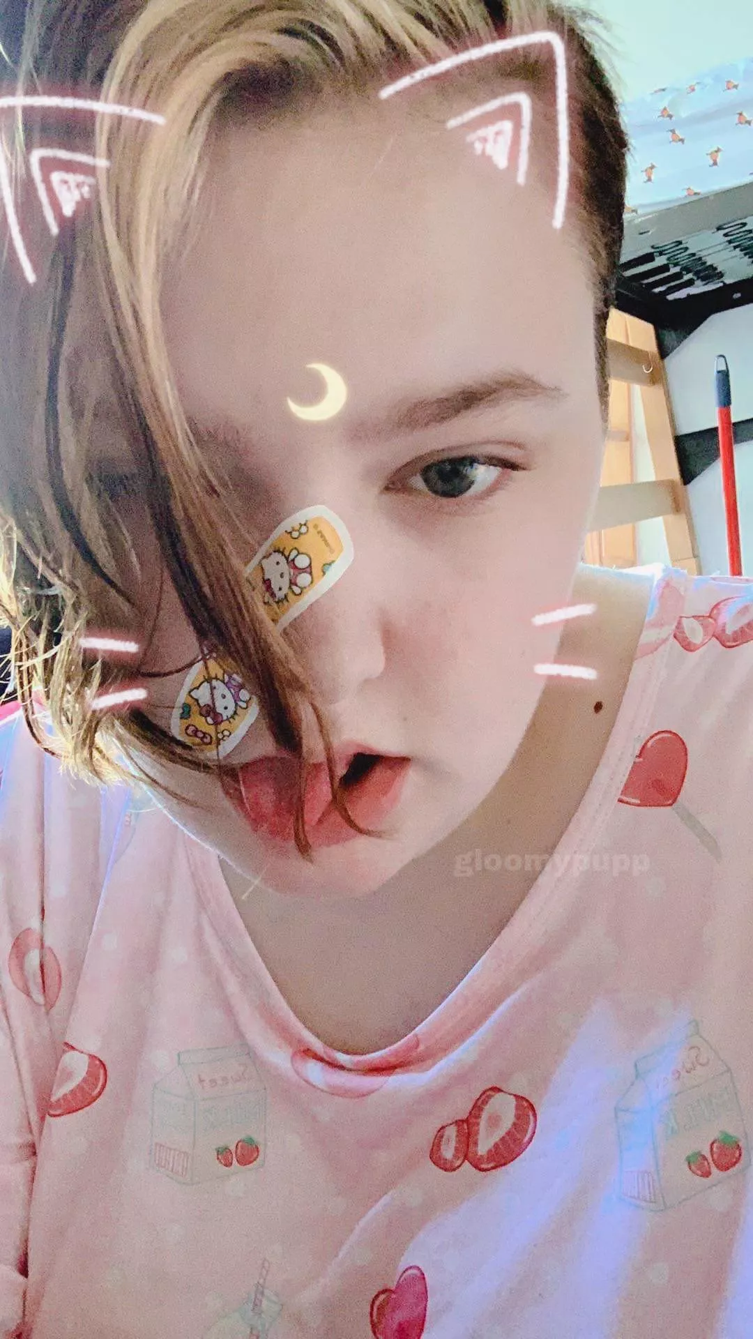 haven’t been feeling well posted by gloomypupp