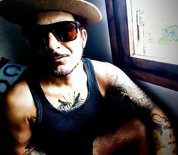 Haven't been to the country house in a long time? by Nikko_Dash