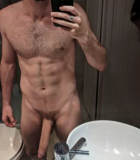 Haven't masturbated in a week, ready to blow a big load ryt now ;) by SexySonD