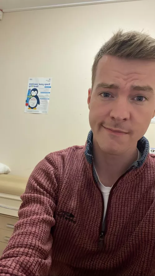 Haven’t posted for a while, the lighting was good between seeing patients! How are you guys? by Jonnyp-43