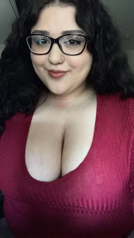 Haven’t posted here in a while! How’s everyone? 😊 by chubbybabyxx