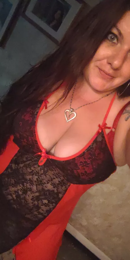 Haven't posted in a long time.. you guys still like me?! 😈❤️👑 Show me how much 😘😉 by FatQueenBaby