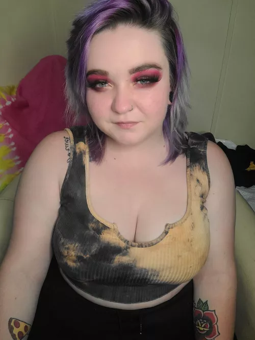 Haven't posted in a while 💓 by lickitten