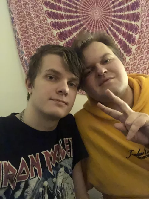 Having a fun night with my player 2 by RuneMixu