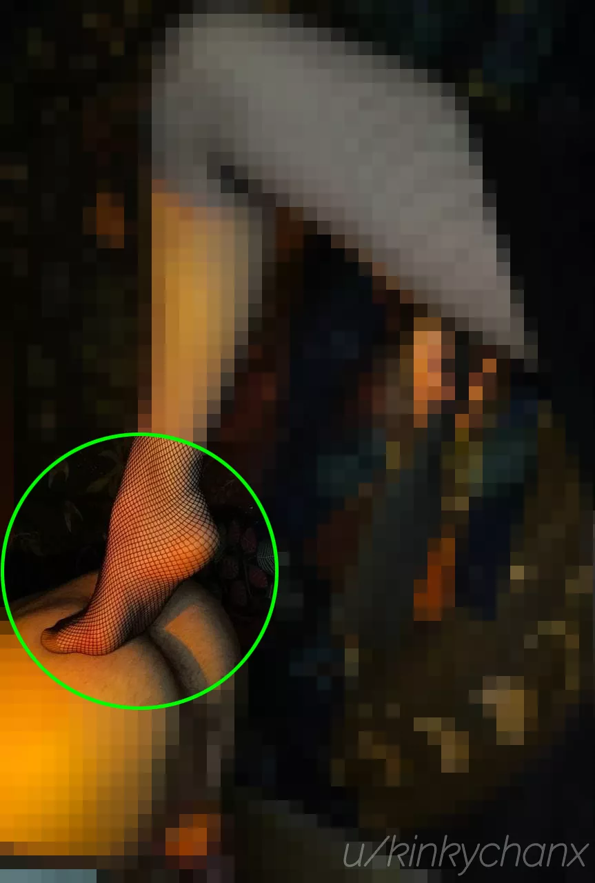 Having a video call with my Daddy: whenever he claps, I bust my cuck's balls 👏 posted by kinkychanx