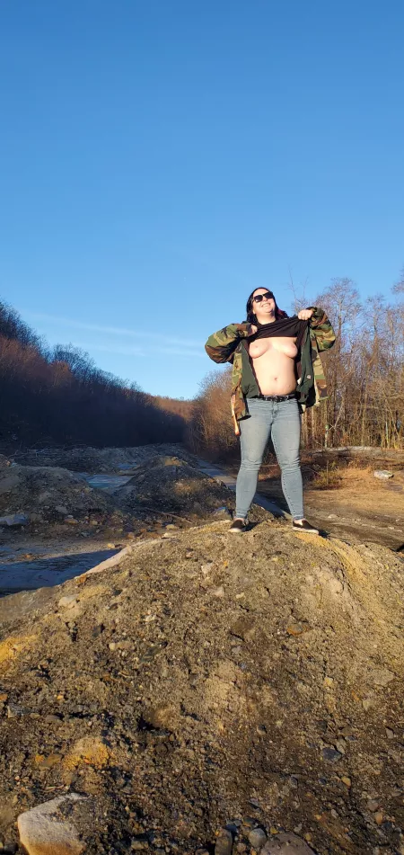 Having fun at the graffiti highway!. by exhibit1867