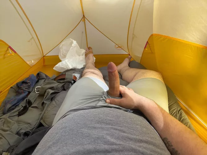 Having fun while hiking ;) by xxianx