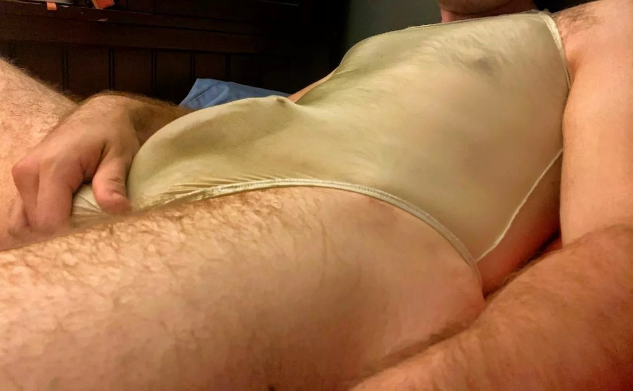 Having some fun in a Leo posted by thatdudeha