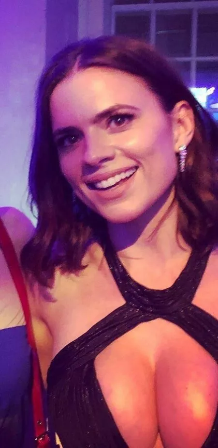 Hayley Atwell and her cleavage by Cap3710