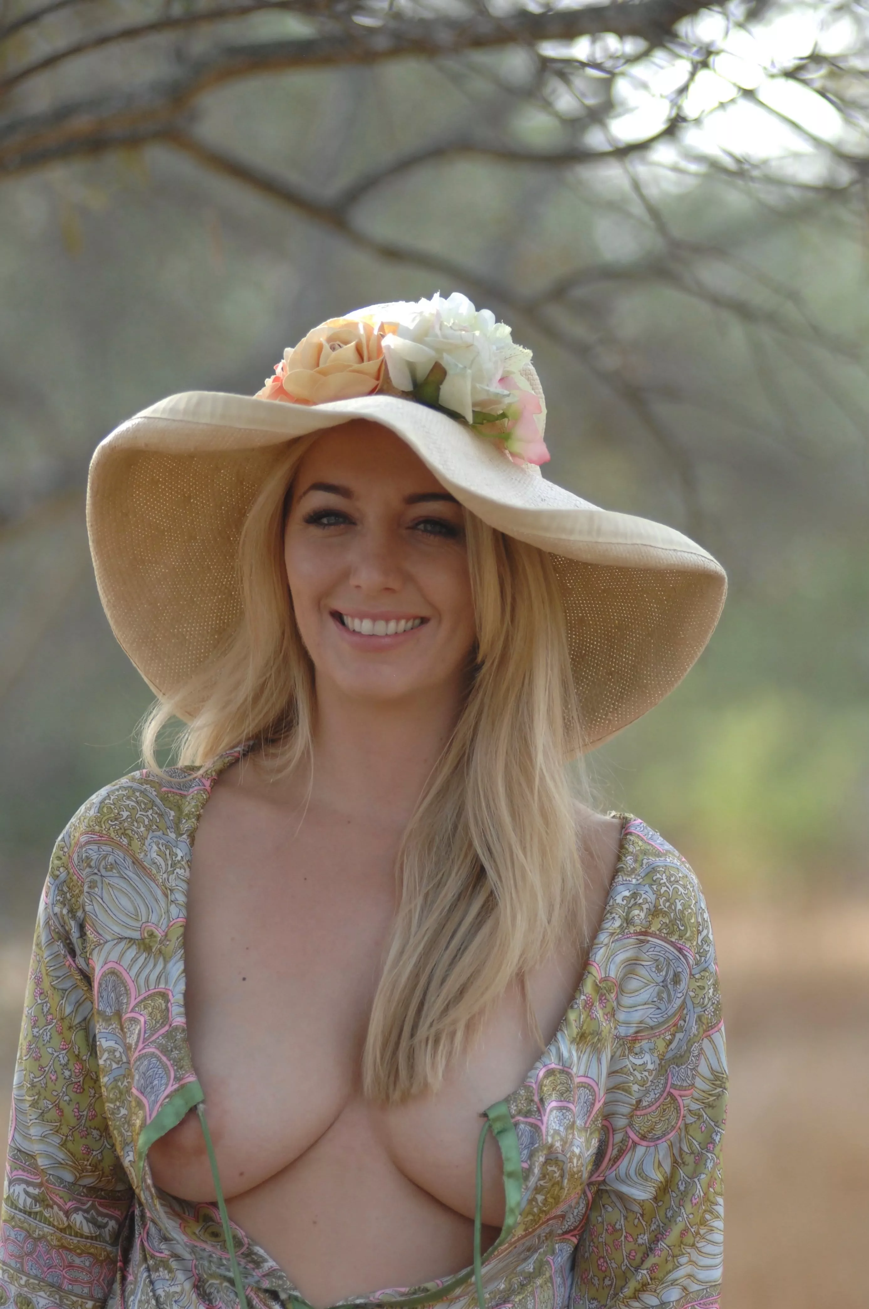 Hayley Marie Coppin posted by regularsatnightthing