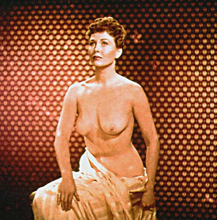 Hazel Court in Hammer's 'The Man Who Could Cheat Death' (1959) posted by Milo3072