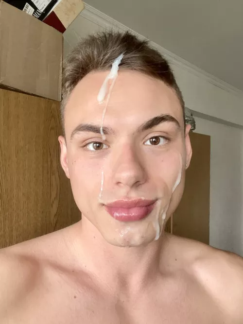 He cum all over my face 💦🥵 by Joshua_twink