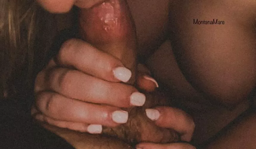 He said somebody should be behind me while it’s in my throat 😏 by MontanaMare