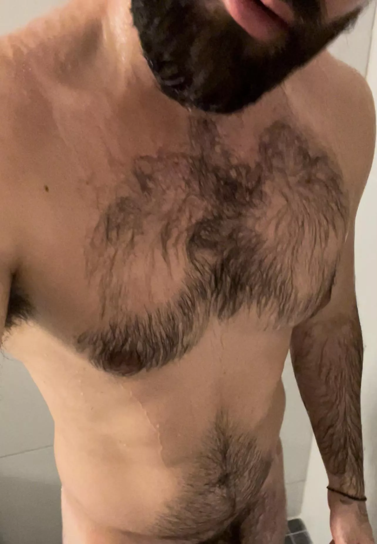 Head over for a shower 💦 OF: @DannyTerro posted by TheseGrowth