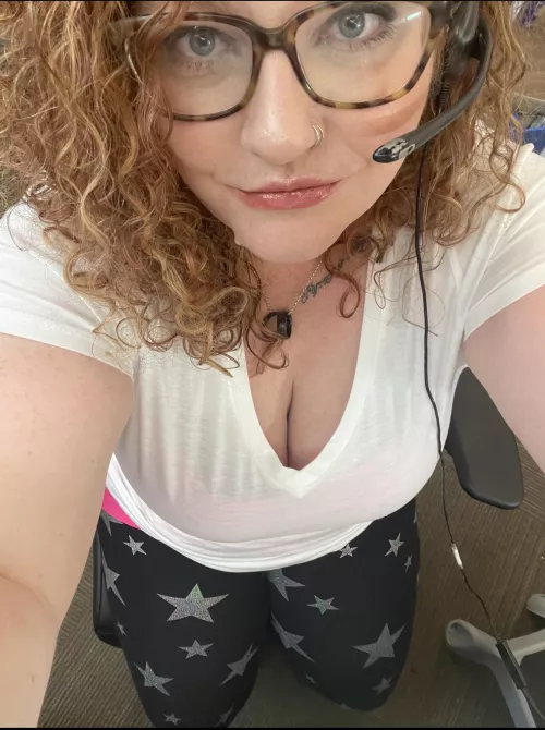 Heard you might be in need of a goddess on her knees Sir? by Headsethero108