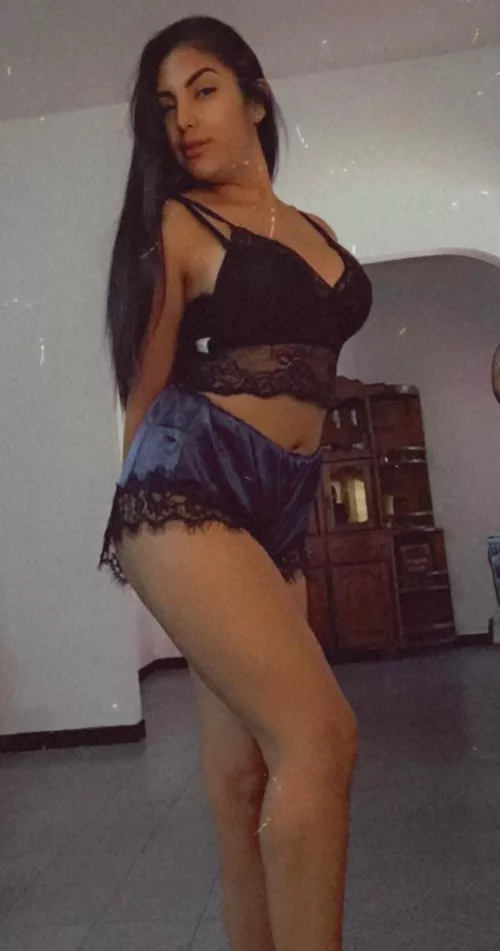 Heey guys👋 Im available to be your best cumslut‼️💧[SELLING] 💥NUDES💥LONG VIDEOS💥SEXTING💥GFE💥Verify✅ ShowFace✅ KIK-> Vane.moncada25 SNAPCHAT -> Vanessa_mon25 by Vanemoncada25