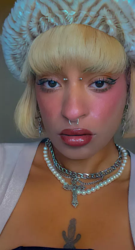 hehe kisses? by softviv