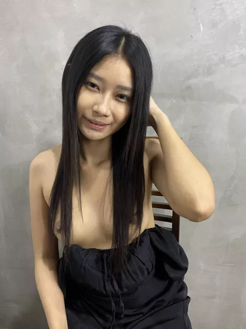 Hehe my dress is a bit loose today by Littlepan123