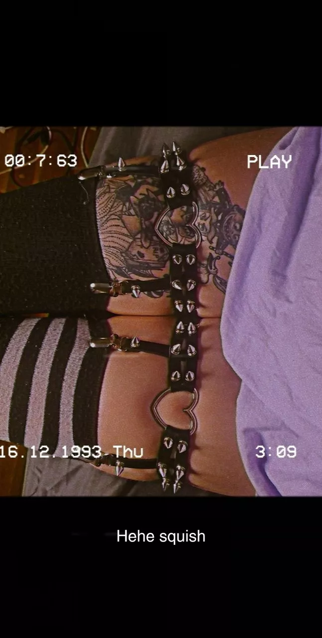 Hehe squish 🥰❤ posted by babygirlmadys