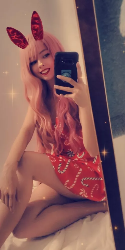 Hellllooo! How was everyone's holidays 🥰😊 by Kitten_zena