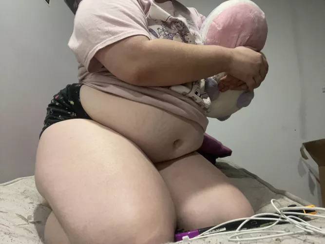 Hello!! 22 BBW here just starting on onlyfans! 12 dollars a month and I’m willing to do any requests if subscribed! First month is 8 dollars!! Link in comments <3 by Squiddygirl
